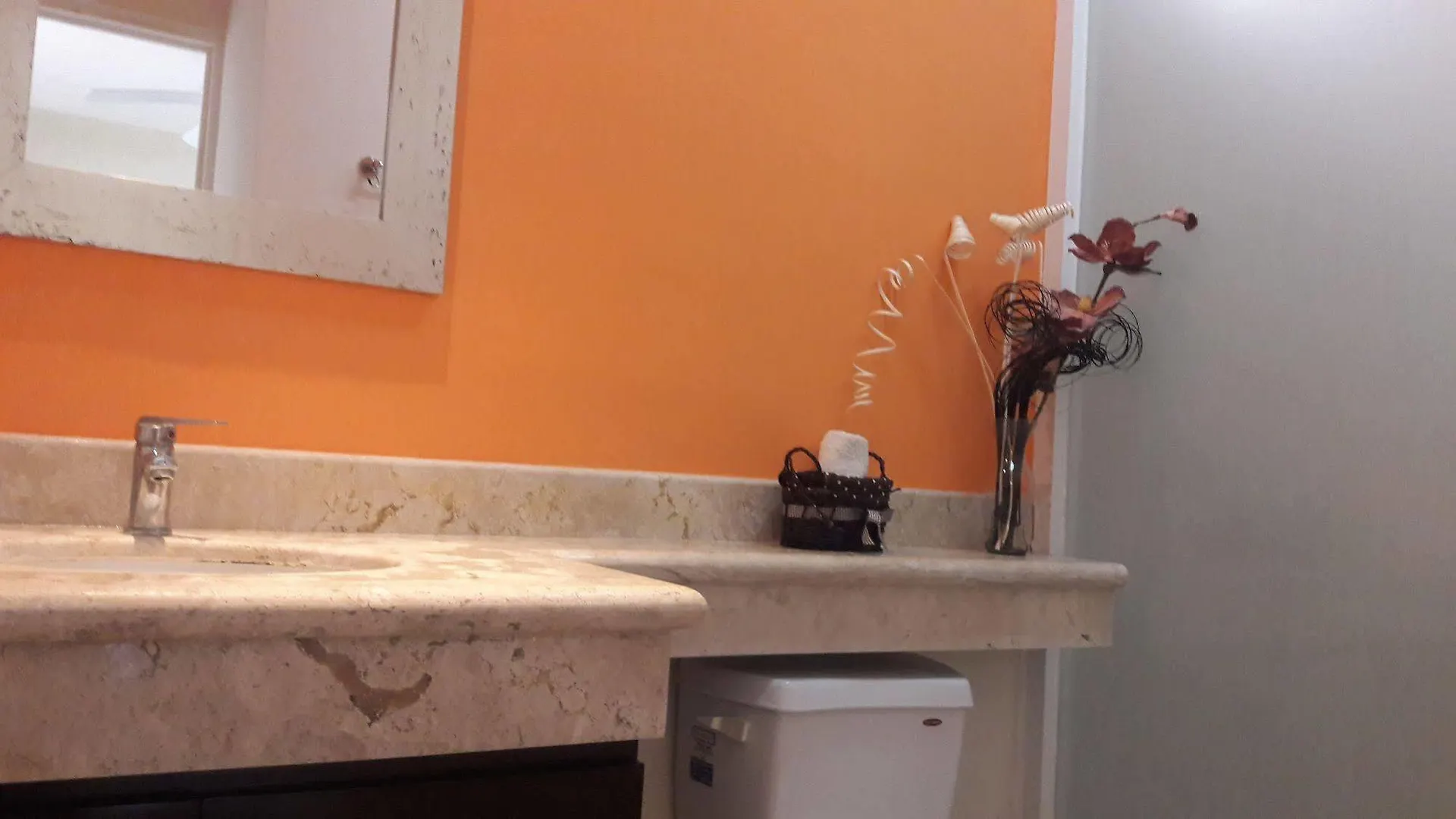 Vida Nueva Bed&Breakfast Peregrina 2*, Playa del Carmen